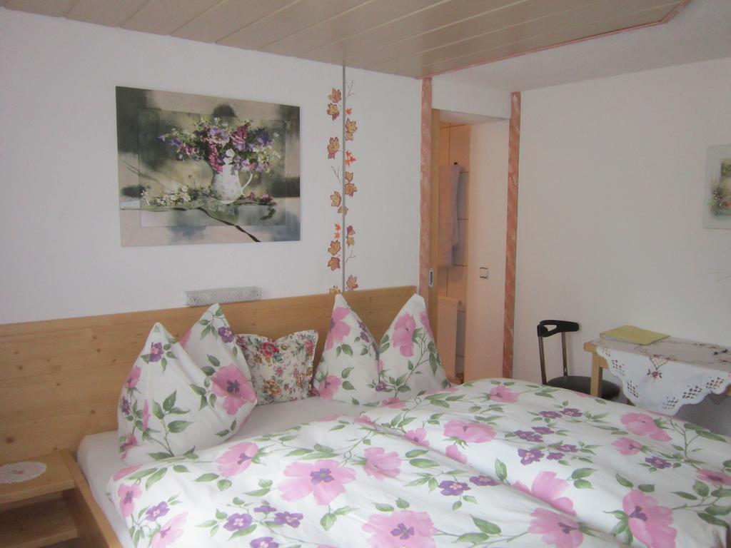 Haus Jochum Bed & Breakfast Langen am Arlberg Bilik gambar