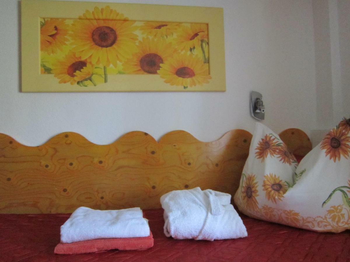 Haus Jochum Bed & Breakfast Langen am Arlberg Luaran gambar